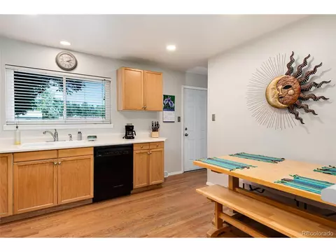 16581 E 7th Pl, Aurora, CO 80011 photo 10