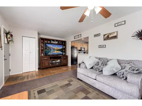 16581 E 7th Pl, Aurora, CO 80011 photo 9