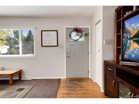 16581 E 7th Pl, Aurora, CO 80011 photo 5