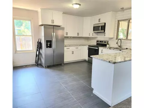 13055 E 51st Ave, Denver, CO 80239 photo 13