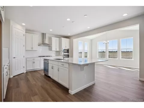 27608 E Indore Dr, Aurora, CO 80016 photo 4
