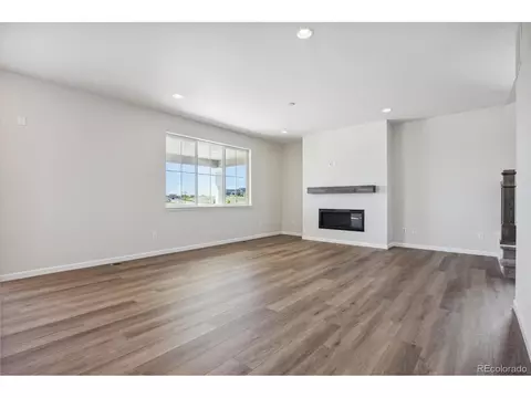 27608 E Indore Dr, Aurora, CO 80016 photo 3
