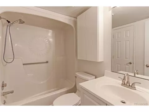 Bath - 12645 E Pacific Cir #E, Aurora, CO 80014 photo 1 of 3