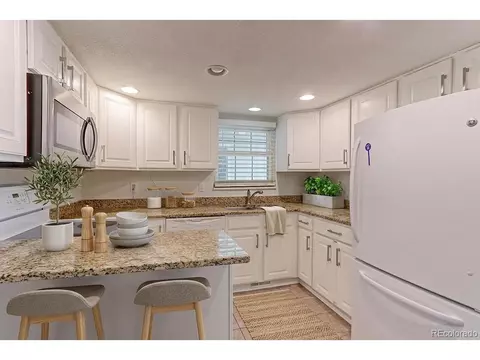 Kitchen - 12645 E Pacific Cir #E, Aurora, CO 80014 photo 1 of 3