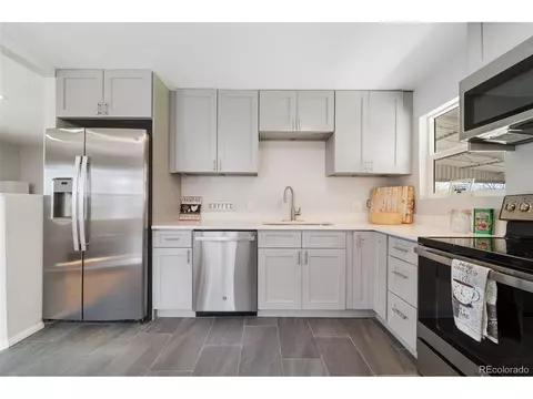 11090 E 7th Ave, Aurora, CO 80010 photo 9
