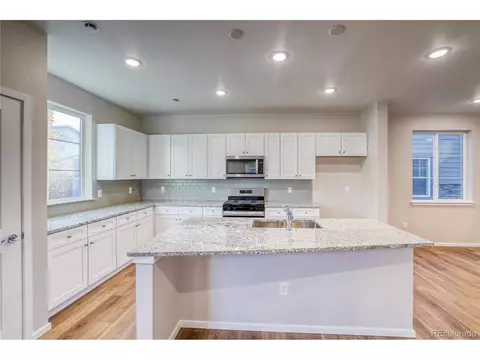 23890 E 41st Ave, Aurora, CO 80019 photo 6