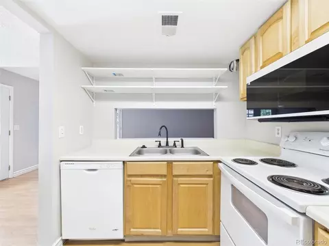 Kitchen - 9901 Evans Ave #9-9C, Denver, CO 80247 photo 2 of 3