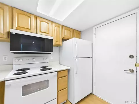 Kitchen - 9901 Evans Ave #9-9C, Denver, CO 80247 photo 3 of 3