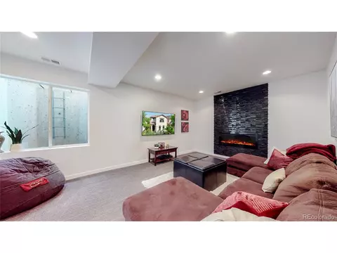 9567 E 5th Ave, Denver, CO 80230 photo 32
