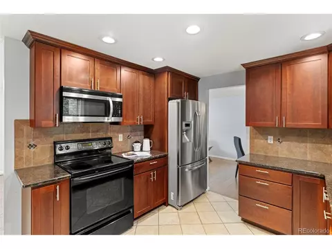 18624 E Kent Dr, Aurora, CO 80013 photo 9