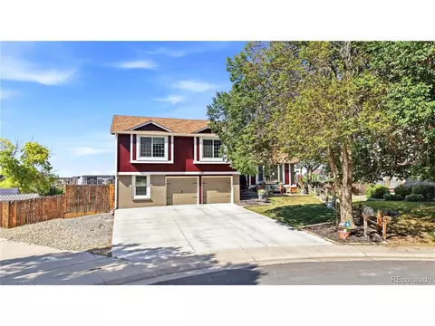 702 S Eagle St, Aurora, CO 80012