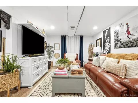 702 S Eagle St, Aurora, CO 80012 photo 25