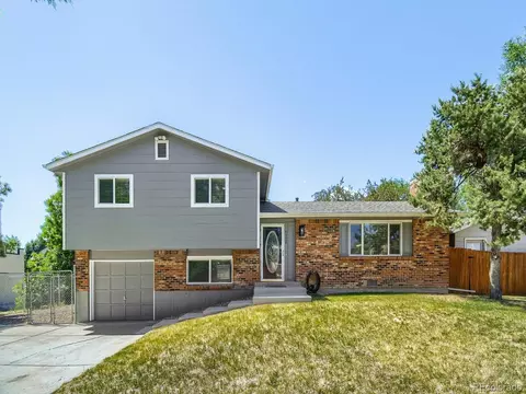 9320 W Burgundy Ave, Littleton, CO 80123