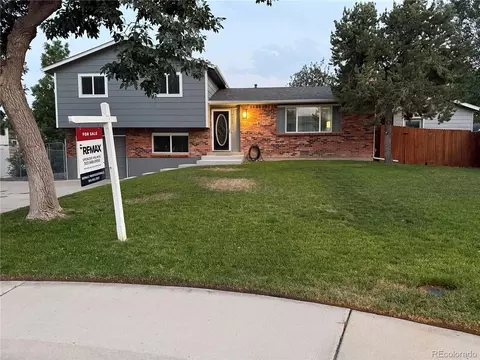 9320 W Burgundy Ave, Littleton, CO 80123