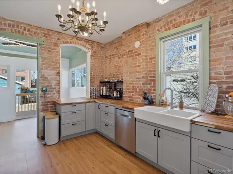 237 N Pennsylvania St, Denver, CO 80203