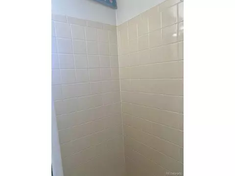 4725 Eugene Way, Denver, CO 80239 photo 11