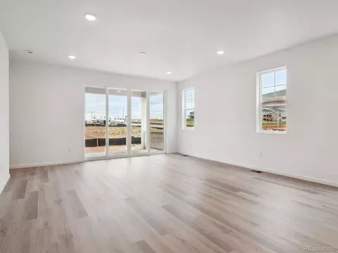 24787 E 40th Ave, Aurora, CO 80019 photo 8