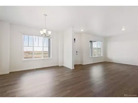 28610 E 8th Pl, Watkins, CO 80137 photo 4