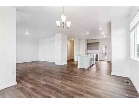 28610 E 8th Pl, Watkins, CO 80137 photo 7