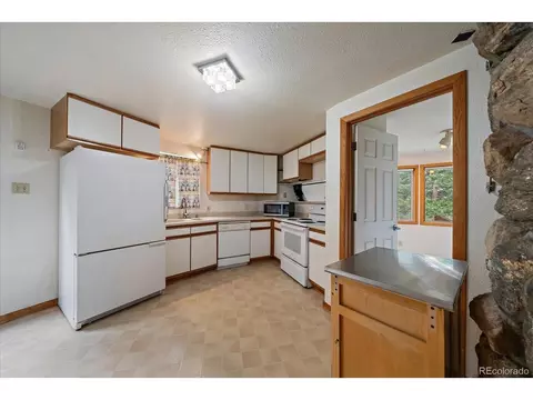 Kitchen - 475 Circle Dr, Evergreen, CO 80439 photo 1 of 3