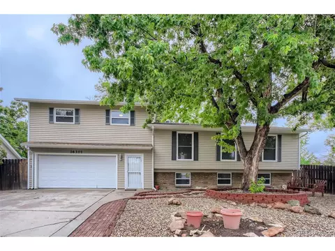 16301 E Adriatic Pl, Aurora, CO 80013 photo 2