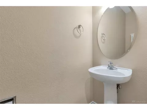 Bath - 18102 E Bethany Pl, Aurora, CO 80013 photo 1 of 4