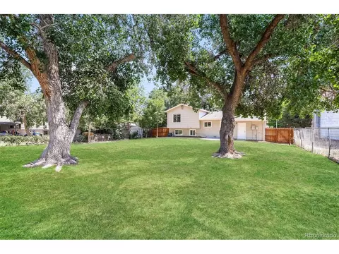 Exterior - 2551 S Kittredge Way, Aurora, CO 80013 photo 4 of 5