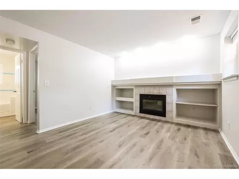 Living - 2551 S Kittredge Way, Aurora, CO 80013 photo 5 of 6