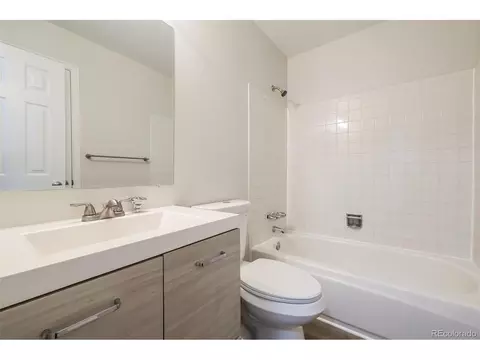 Bath - 2551 S Kittredge Way, Aurora, CO 80013 photo 1 of 2