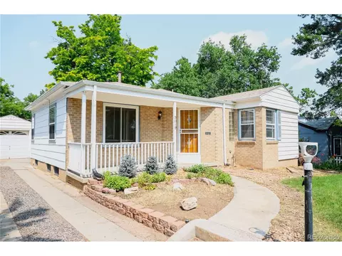 3019 S Logan St, Englewood, CO 80113