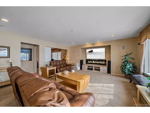 20546 E 55th Ave, Denver, CO 80249 photo 9