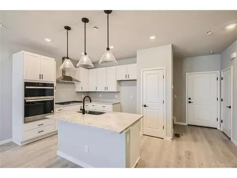 Undisclosed, Aurora, CO 80018 photo 12