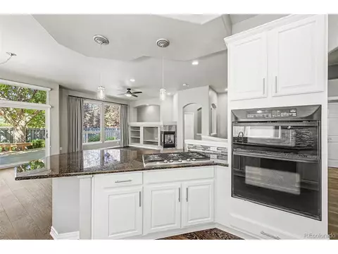 Kitchen - 6243 S Blackhawk Ct, Centennial, CO 80111 photo 4 of 7