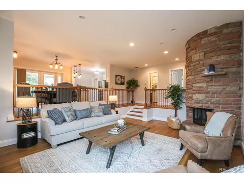 2095 Iris St, Lakewood, CO 80215 photo 3