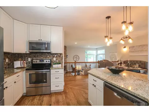 2095 Iris St, Lakewood, CO 80215 photo 9