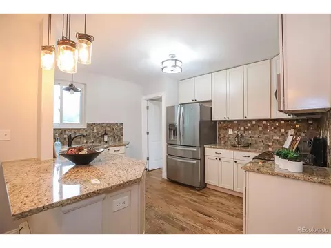 2095 Iris St, Lakewood, CO 80215 photo 7