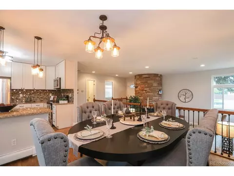 2095 Iris St, Lakewood, CO 80215 photo 5