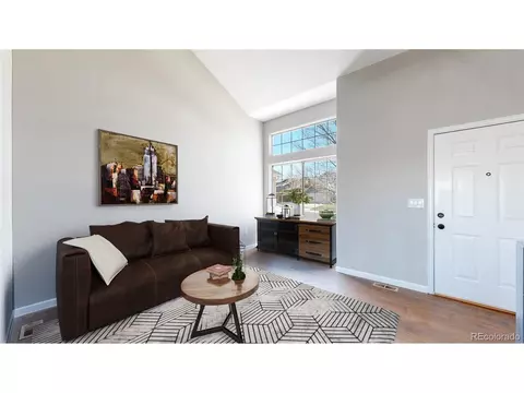 17501 E Brunswick Pl, Aurora, CO 80013 photo 2
