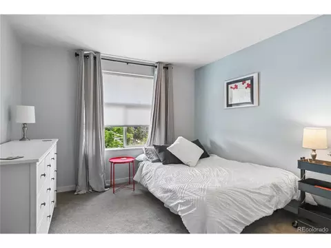 Bedroom - 9002 E 50th Dr, Denver, CO 80238 photo 4 of 5