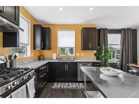 Kitchen - 9002 E 50th Dr, Denver, CO 80238 photo 3 of 4