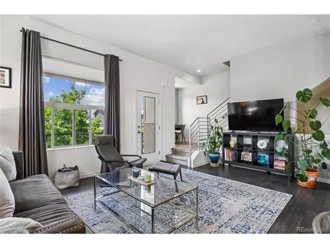 Living - 9002 E 50th Dr, Denver, CO 80238 photo 2 of 3