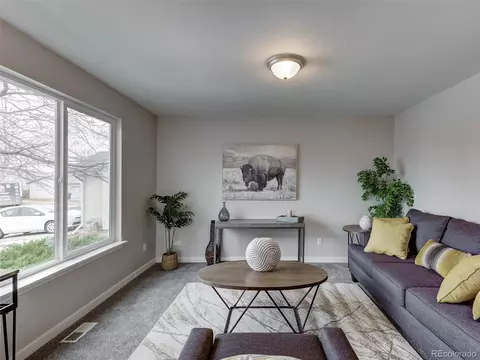 17520 E Temple Dr, Aurora, CO 80015 photo 4