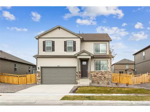 4819 Lynxes Way, Johnstown, CO 80534