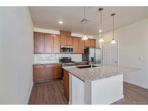6153 N Ceylon St #8-208, Denver, CO 80249