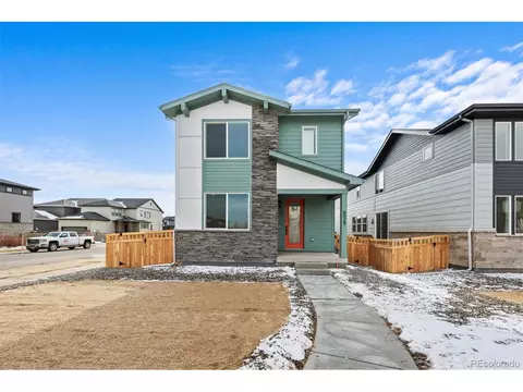6267 N Nepal Ct, Aurora, CO 80019