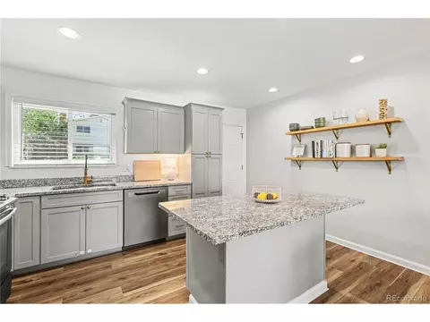 Kitchen - 16570 E Baltic Pl, Aurora, CO 80013 photo 3 of 3