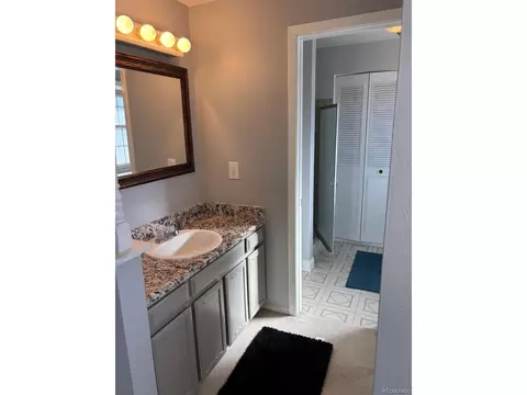 Bath - 4319 E Peakview Cir, Centennial, CO 80121 photo 5 of 6