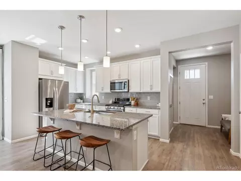 11119 E 25th Dr, Aurora, CO 80010 photo 5
