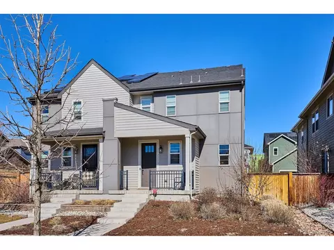 11119 E 25th Dr, Aurora, CO 80010 photo 2