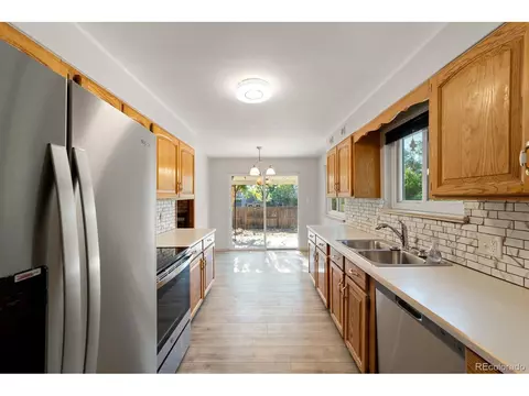 554 Quentin St, Aurora, CO 80011 photo 8